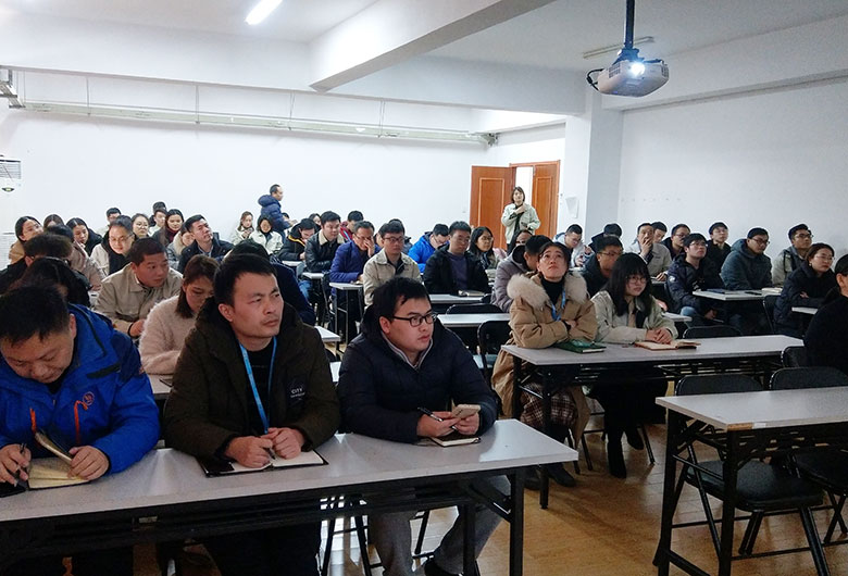 奧聯(lián)電子企業(yè)管理專題培訓《閉環(huán)溝通》課程順利開展